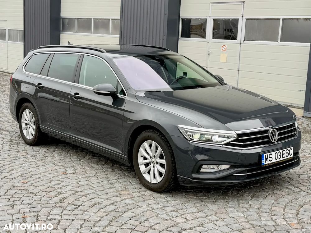 Volkswagen Passat - 2
