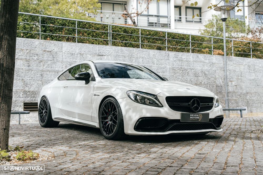 Mercedes-Benz C 63 AMG Standard - 4