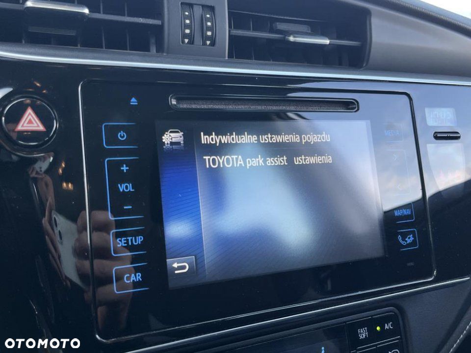 Toyota Auris - 25
