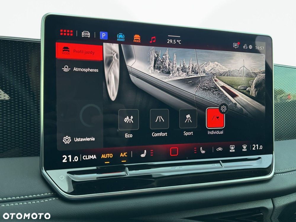 Volkswagen Tiguan - 28