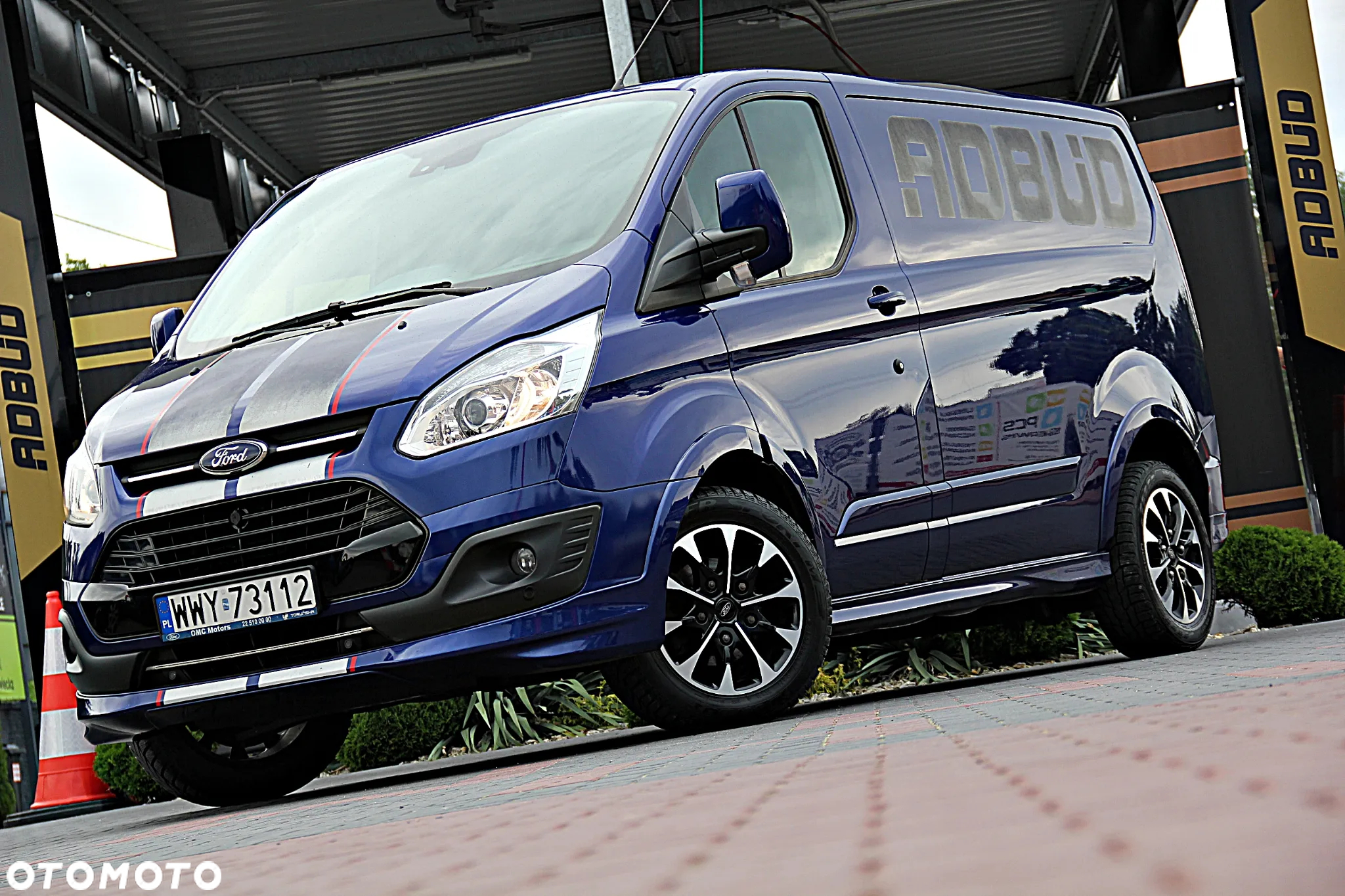 Ford TRANSIT CUSTOM - 12