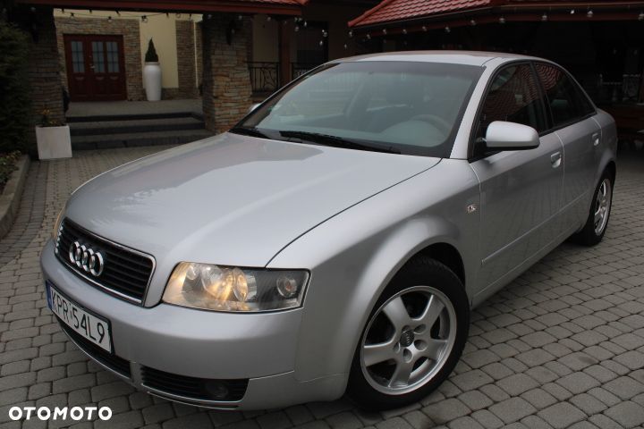 Audi A4 Limousine 2 - 12