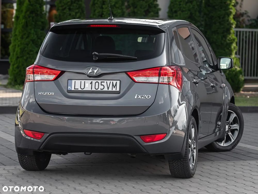 Hyundai ix20 1.6 Premium - 12
