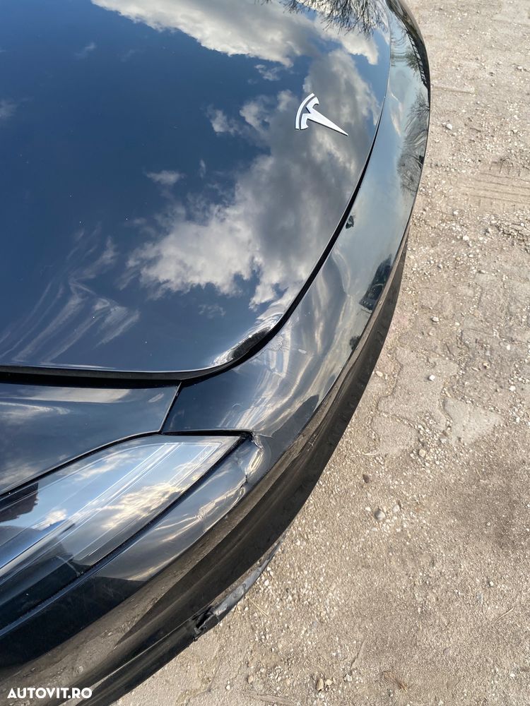 Tesla Model 3 RWD - 12