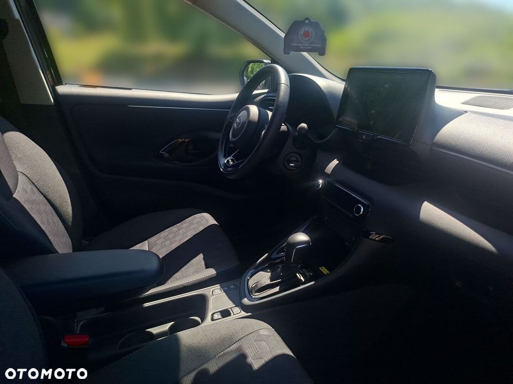 Toyota Yaris Hybrid 1.5 Style - 9
