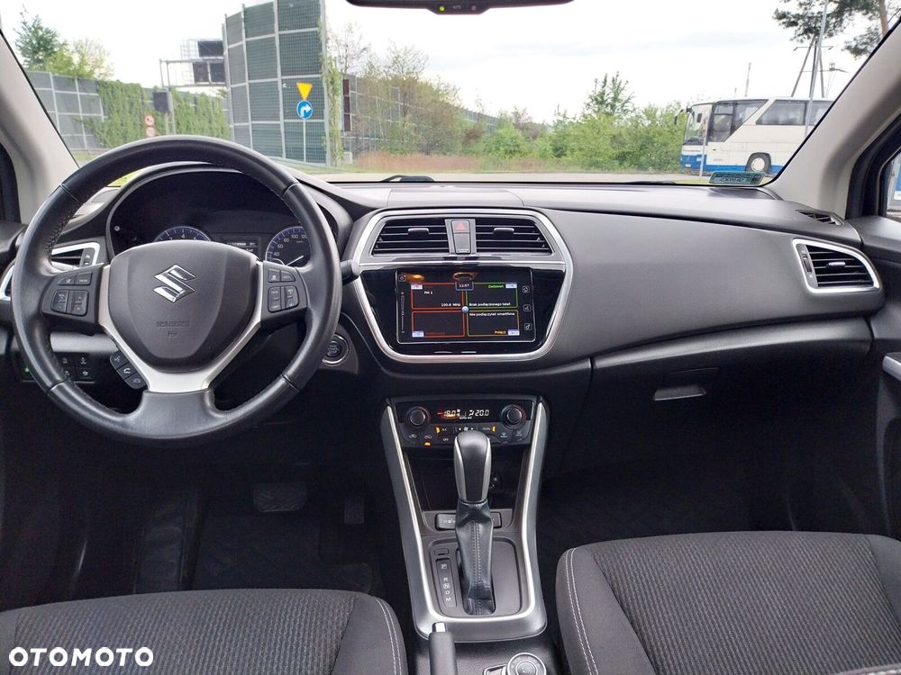 Suzuki SX4 S-Cross - 12