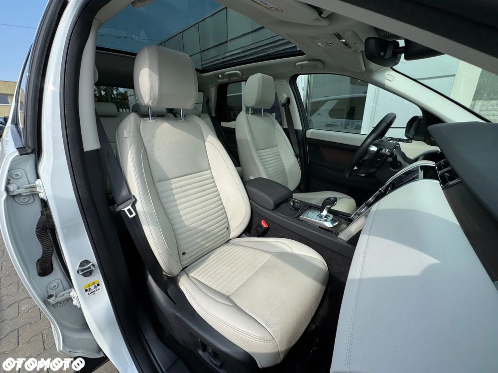 Land Rover Discovery Sport 2.0 D180 S - 16