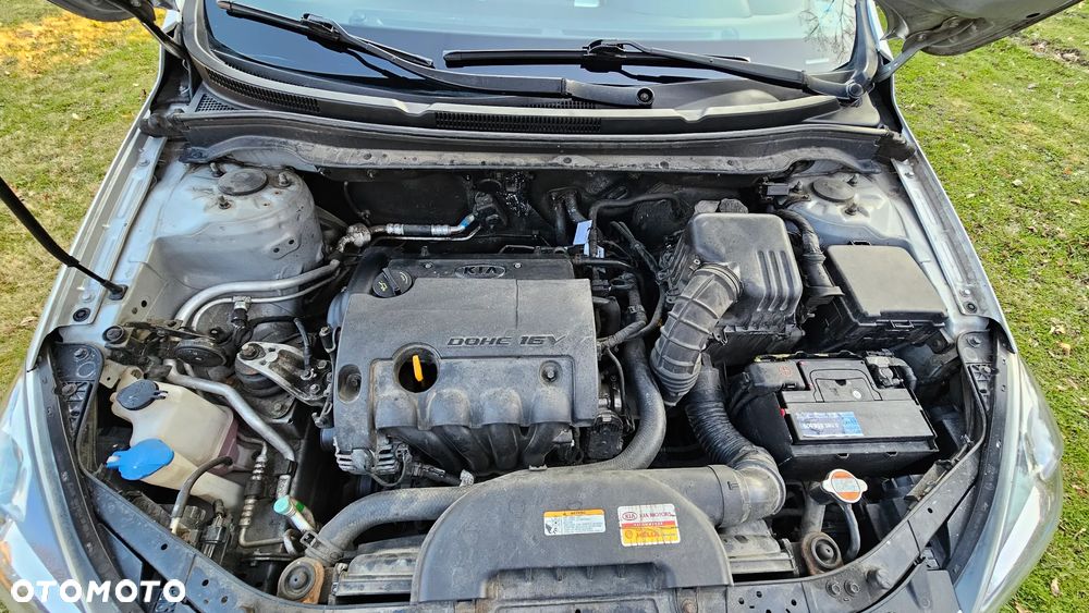 Kia Ceed 1.4 CVVT ISG Attract - 14