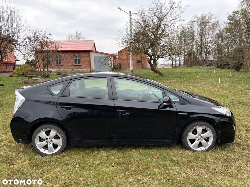 Toyota Prius 1.8 HSD Active - 7