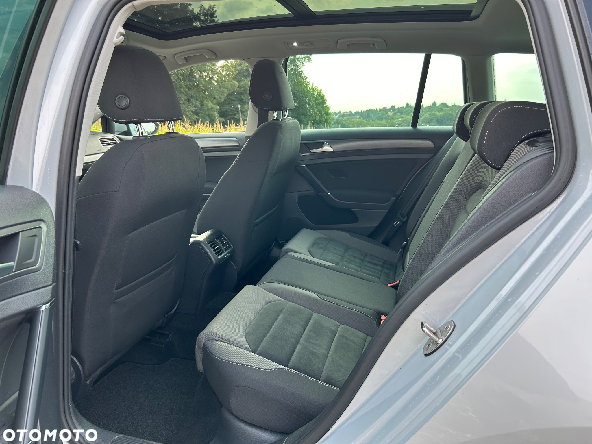 Volkswagen Golf 1.5 TSI ACT (BlueMotion Technology) Comfortline - 16