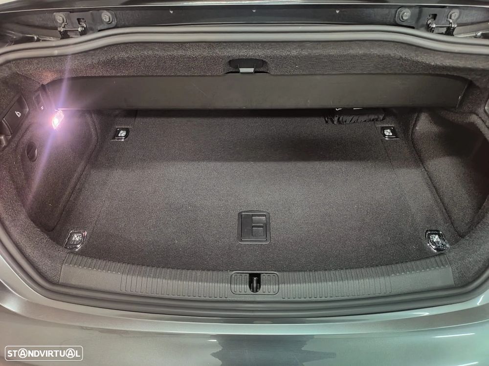Audi A5 Cabrio 40 TDI quattro S tronic S line - 13
