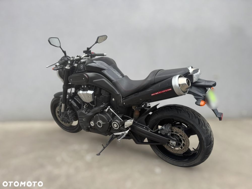 Yamaha MT - 4
