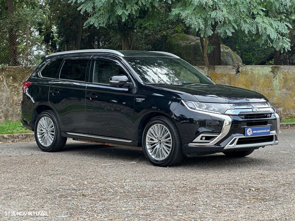 Mitsubishi Outlander 2.0 PHEV Intense - 30
