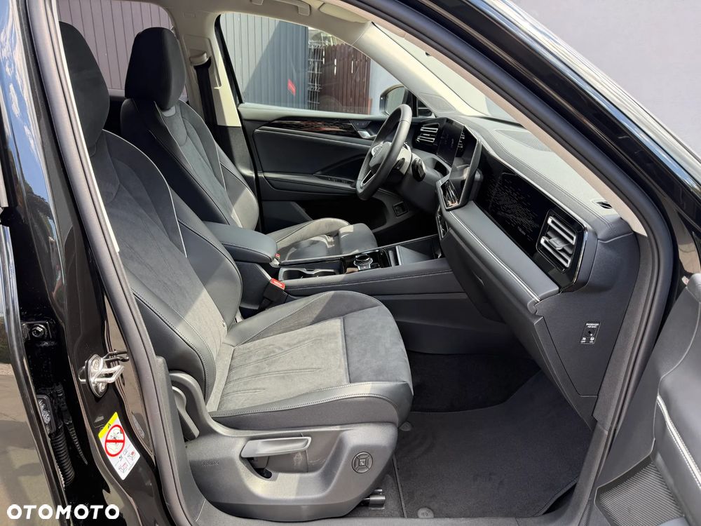 Volkswagen Tiguan 1.5 eHybrid PHEV 150kW Elegance DSG - 12