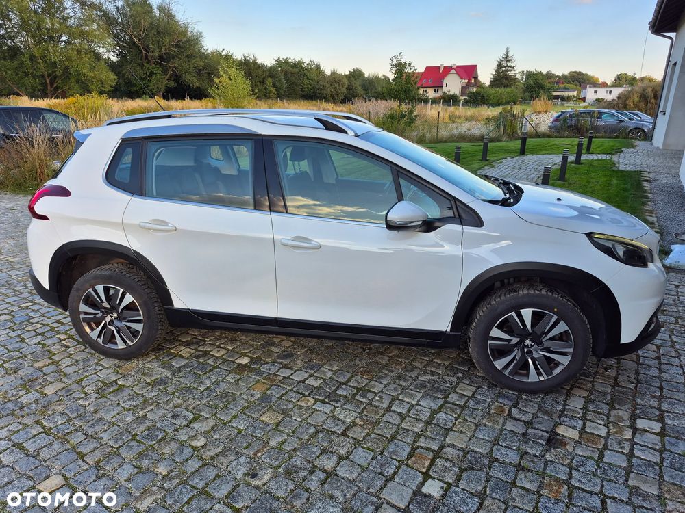 Peugeot 2008 1.6 BlueHDi Allure - 8