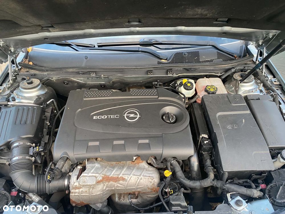 Opel Insignia - 13
