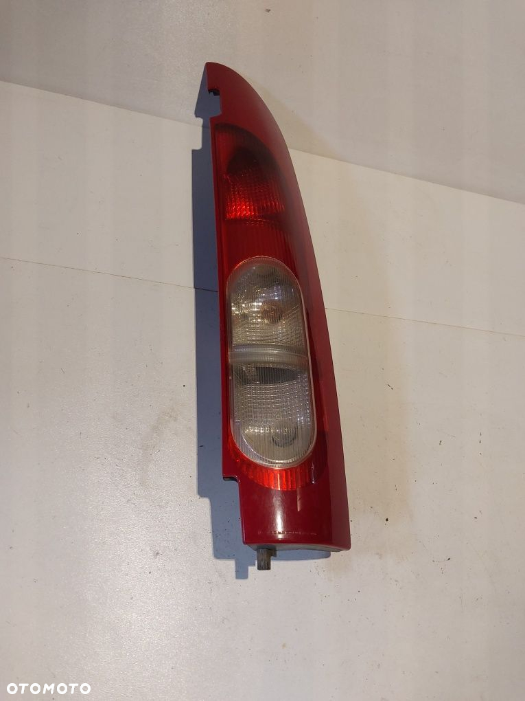 Nissan Kubistar tylna lampa prawa tył wkład lampy tylnej żarówek prawy - 4