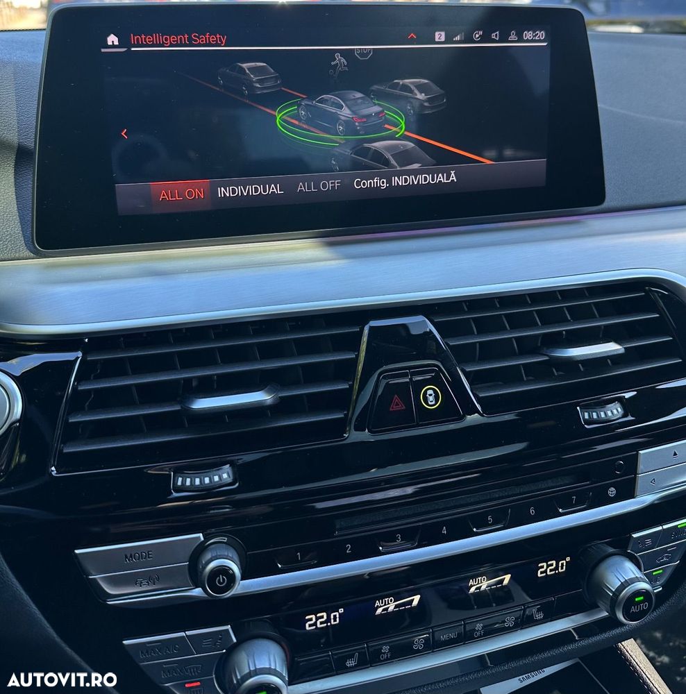 BMW Seria 5 520i Aut. M Sport Edition - 28