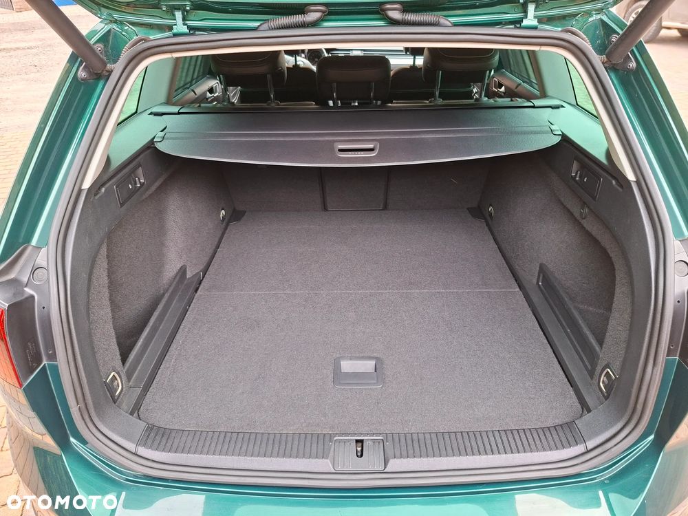 Volkswagen Passat Alltrack 2.0 TDI 4Mot DSG - 4