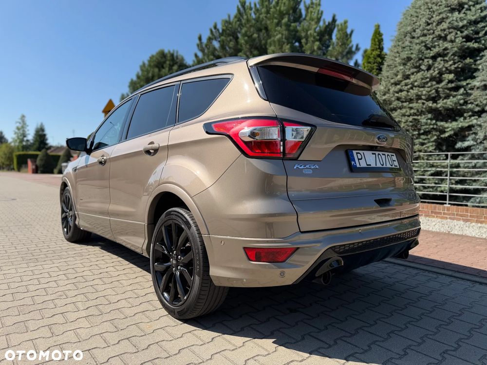 Ford Kuga 2.0 TDCi 4x4 ST-Line - 22