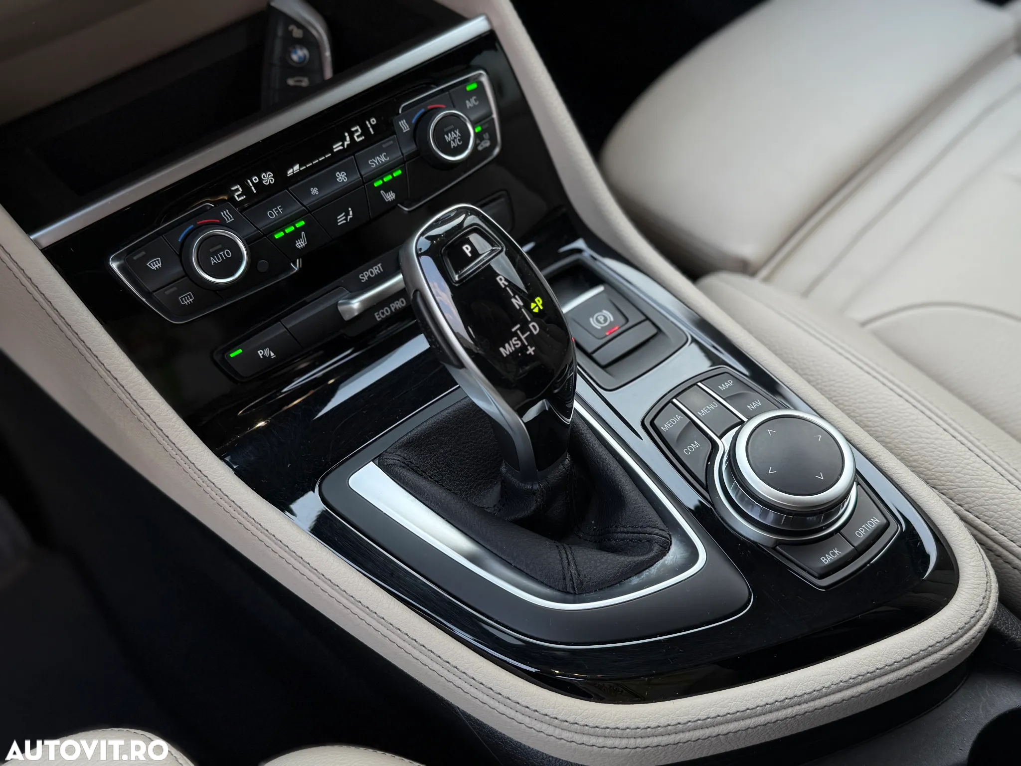 BMW Seria 2 218i Gran Tourer Aut. Luxury Line - 26
