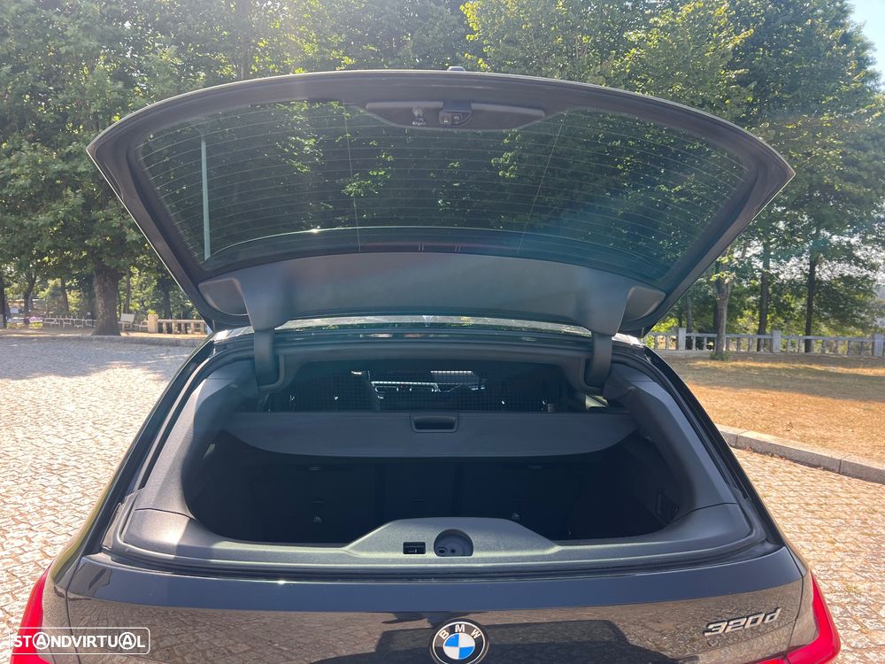 BMW 320 d Touring Line Luxury Auto - 6