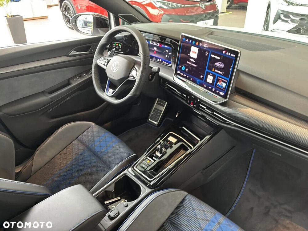 Volkswagen Golf Variant - 28