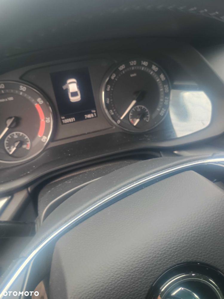 Skoda Octavia - 4