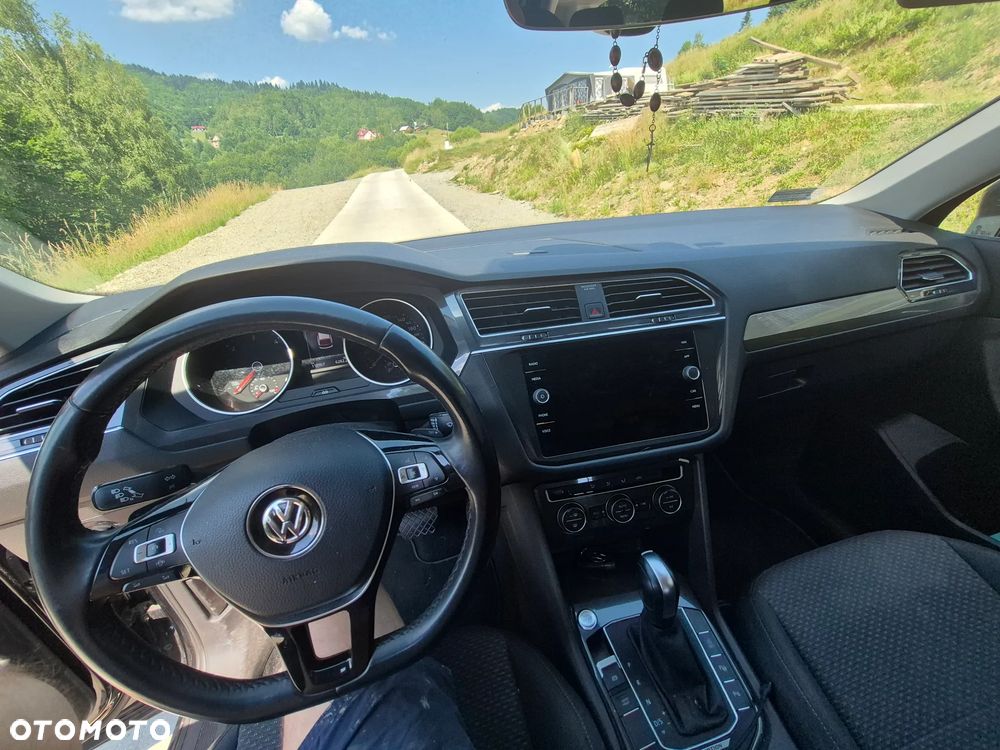 Volkswagen Tiguan Allspace 2.0 TDI 4Mot SCR Comfortline DSG - 11