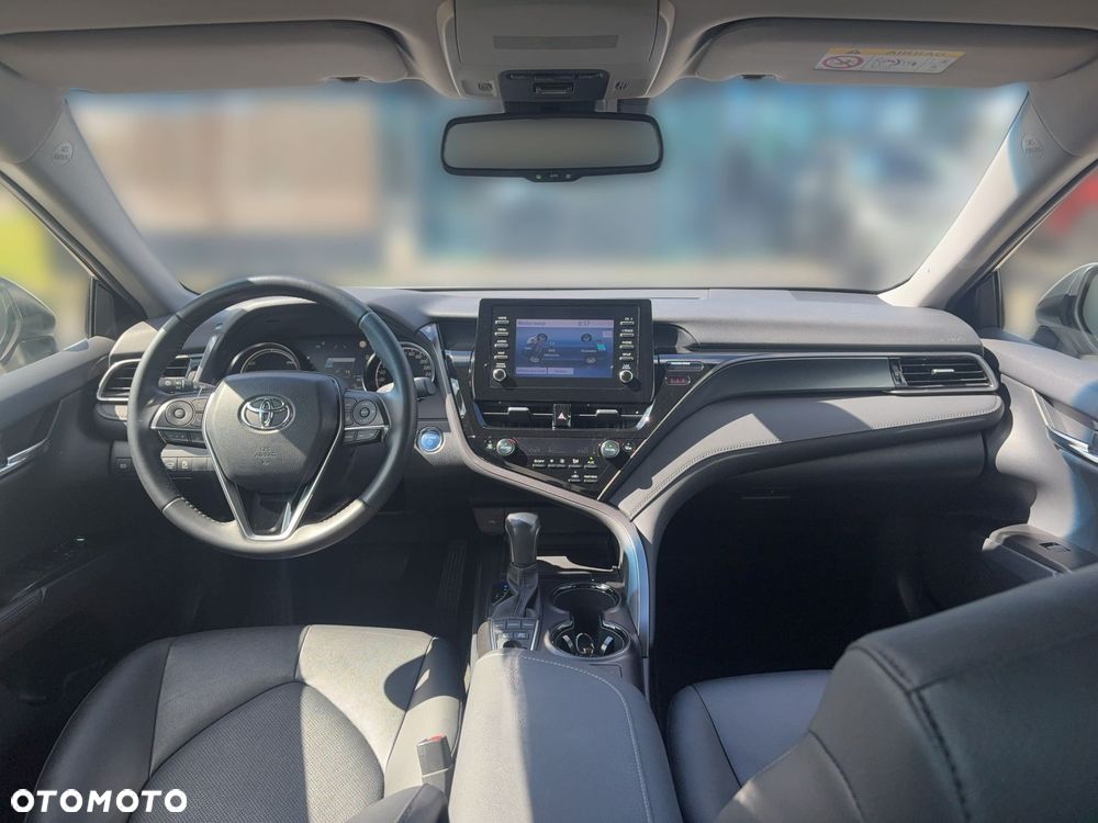 Toyota Camry 2.5 Hybrid Comfort CVT - 12