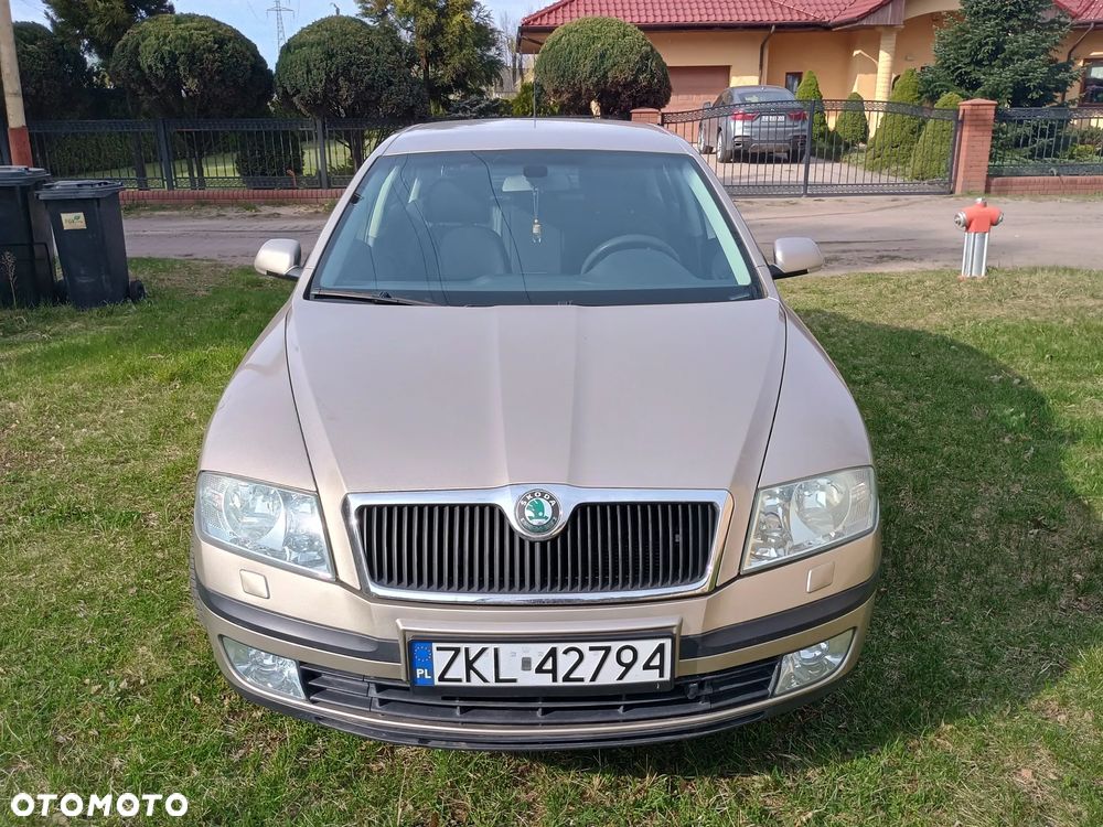 Skoda Octavia 1.6 Style - 1