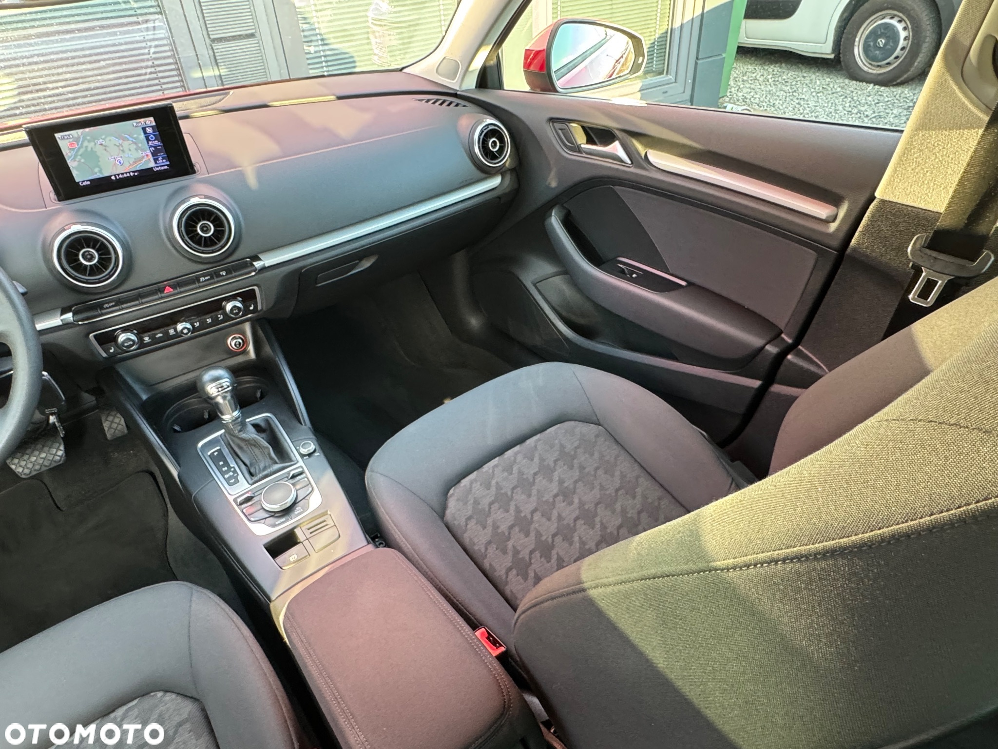 Audi A3 1.2 TFSI Sportback S tronic Attraction - 20