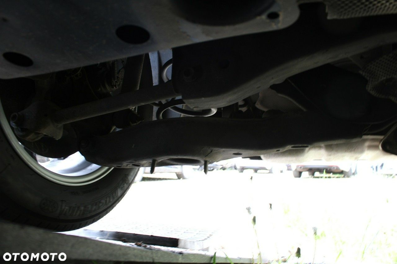 Mazda 3 SKYACTIV-G 120 Sports-Line - 33