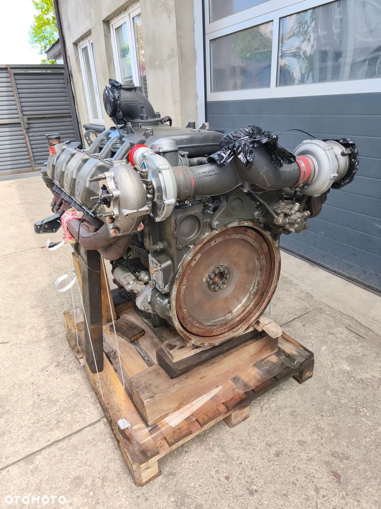 Naprawa Silnik Mercedes OM502 V8 Claas Jaguar, Lexion - 2