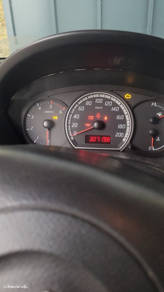 Suzuki Swift 1.3 DDiS GL - 13