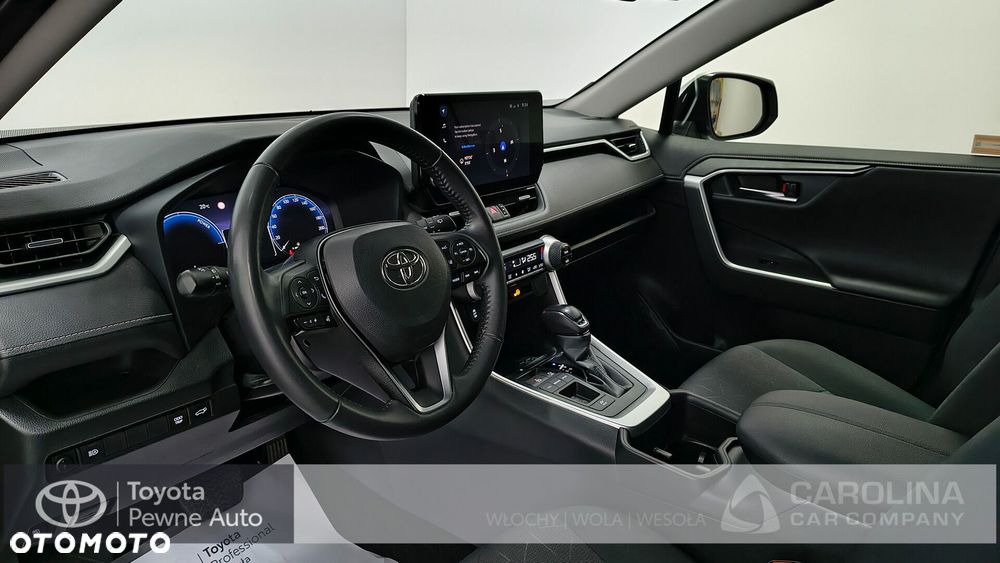 Toyota RAV4 - 10