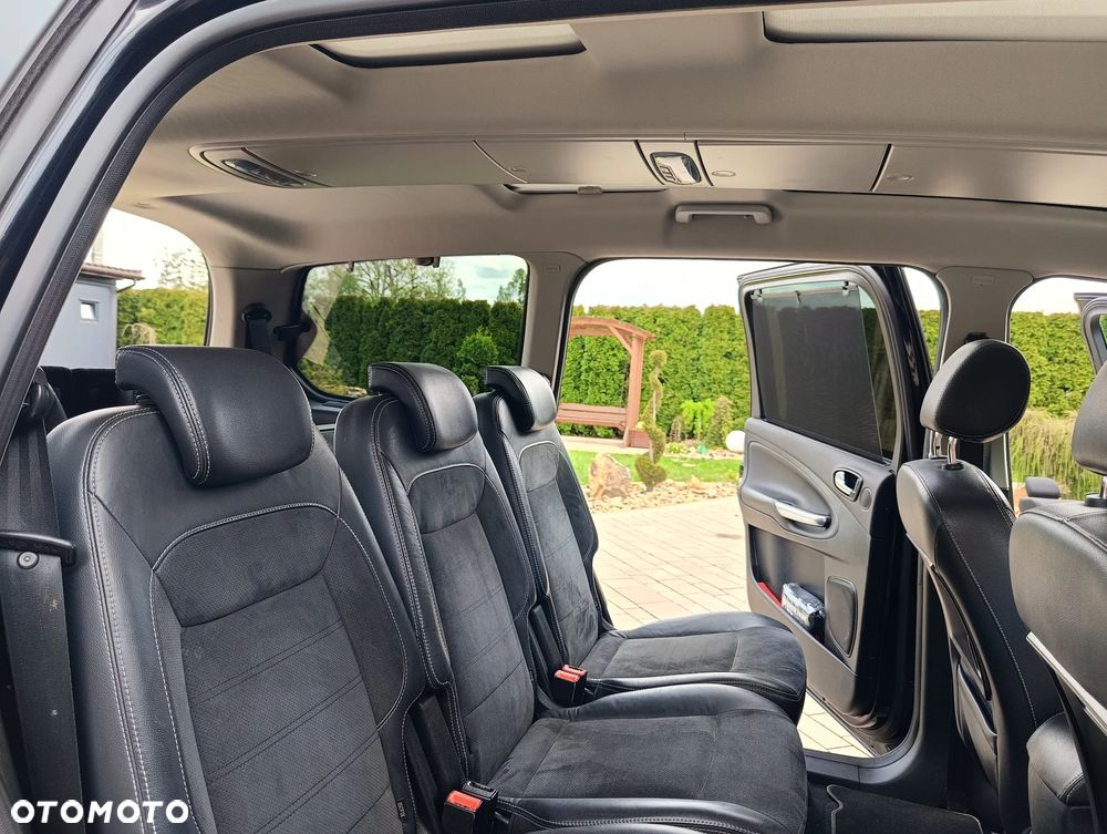 Ford Galaxy 2.0 TDCi DPF Titanium - 34