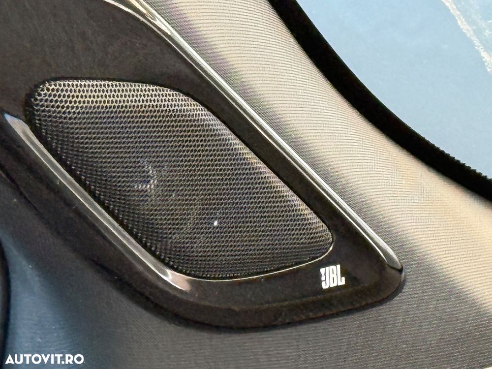 Toyota C-HR Hybrid Business-Edition - 22