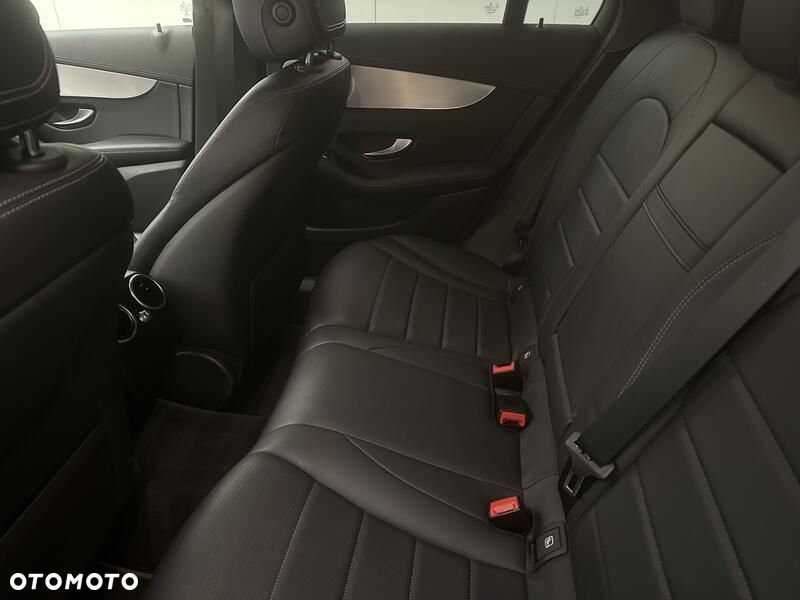 Mercedes-Benz GLC 200 4-Matic - 22