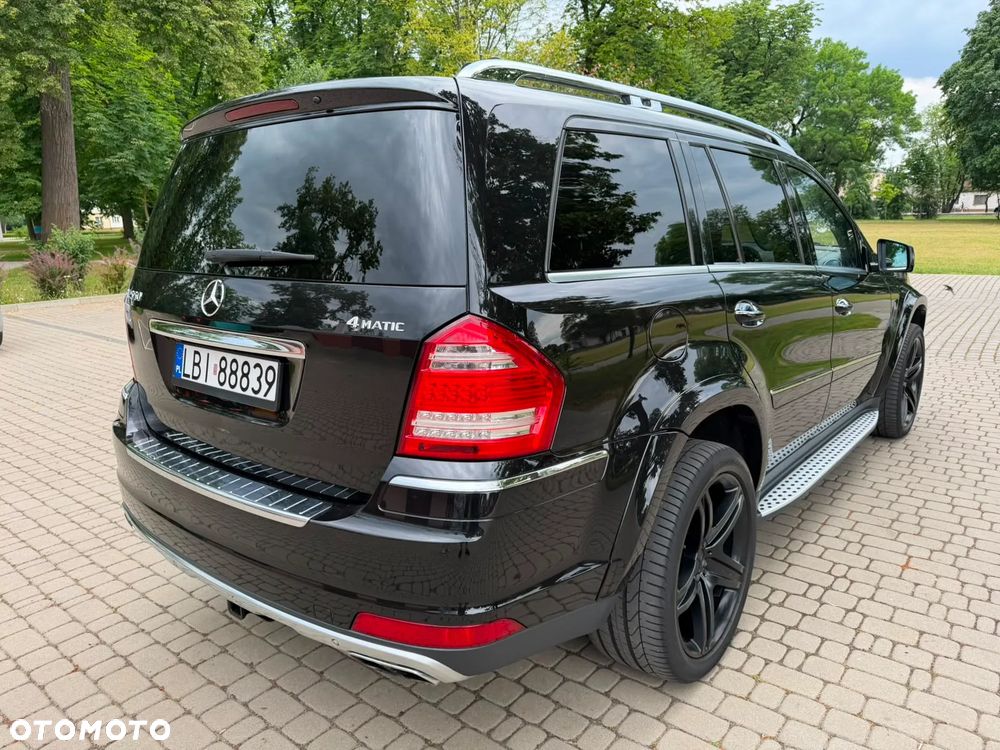 Mercedes-Benz GL 500 4Matic 7G-TRONIC - 5