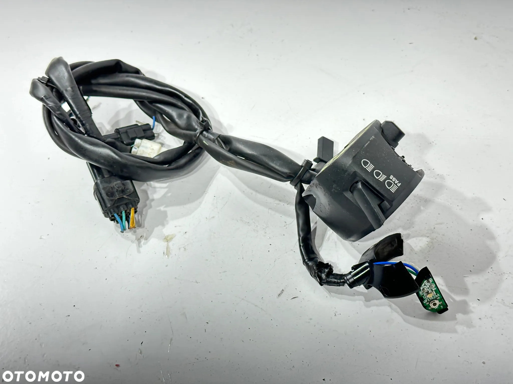 Przełącznik L  Suzuki DL 650  V Strom  18-22R - 4
