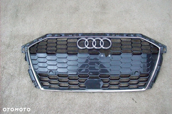 CHROM GRILLA AUDI A3 8Y0 ROK 20+