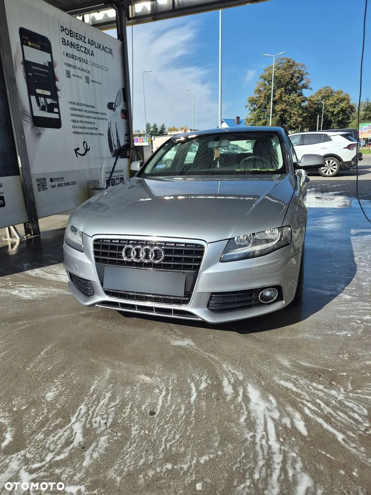 Audi A4 Limousine