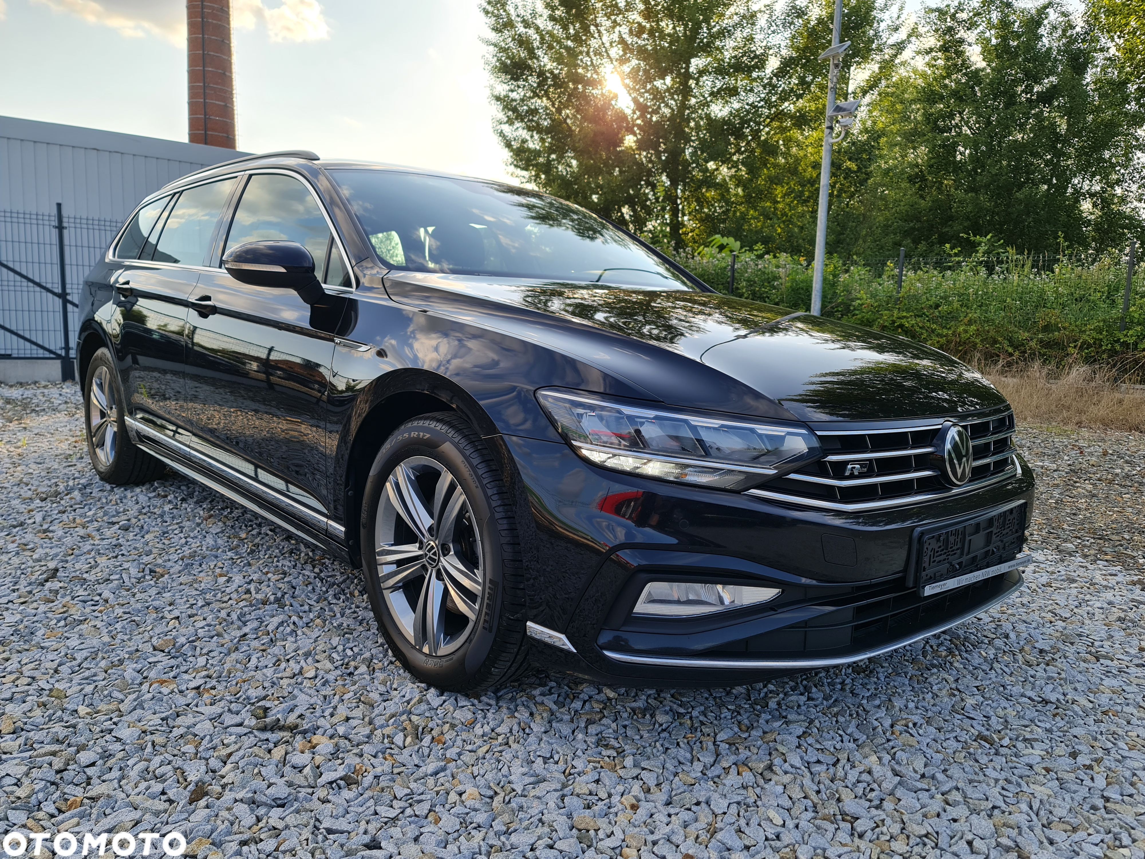 Volkswagen Passat Variant 2.0 TDI SCR DSG R-Line - 1