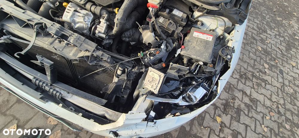 Peugeot 308 1.2 PureTech Active S&S - 32