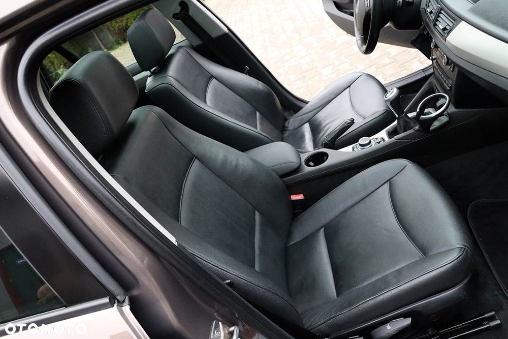 BMW X1 xDrive20d - 27