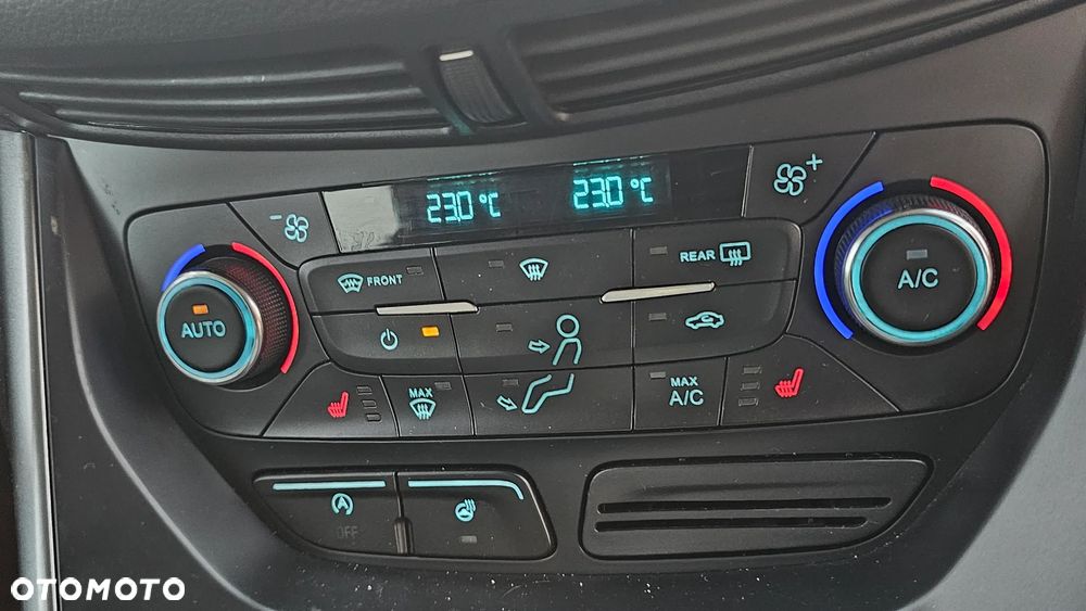 Ford Kuga - 15