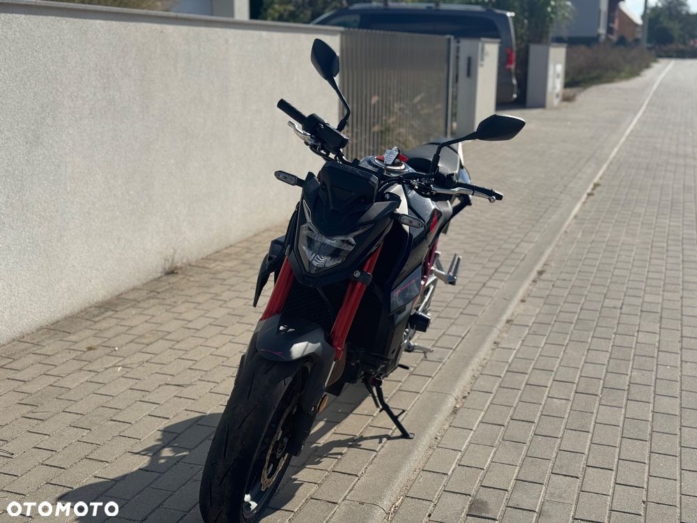 Honda Hornet - 14