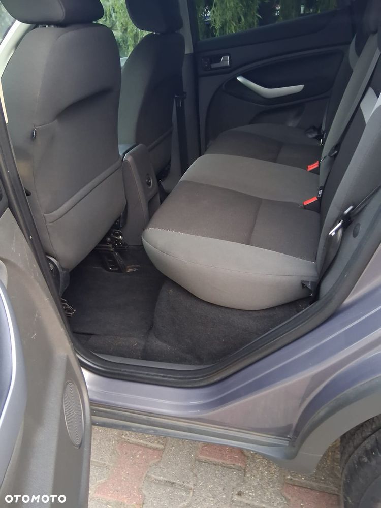 Ford Kuga 2.0 TDCi 2x4 Trend - 15
