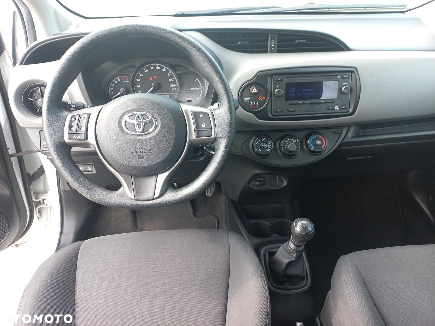 Toyota Yaris - 15